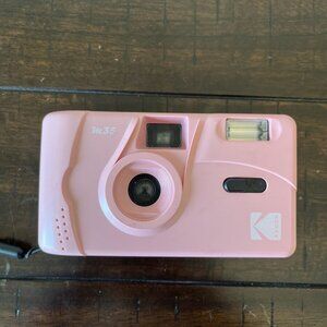 Kodak M35 35mm Film Camera with Flash Candy Pink Vintage Retro Bubblegum 90s Mom